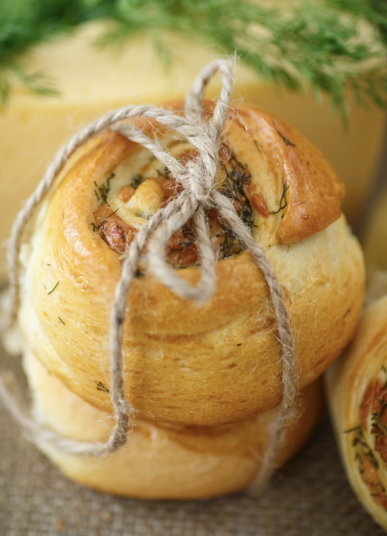 Cover Image for Jamaican buns with cheese: a twist on the classic hot cross bun