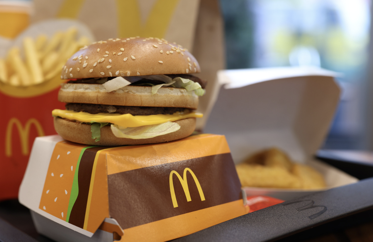 Cover Image for Beef or Greens? McDonald’s E. coli Outbreak Highlights Fast Food Produce Risks