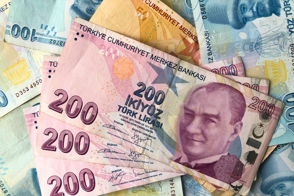 Cover Image for Türkiye’de En İyi Kredi Seçenekleri: İşte Başvurabileceğiniz 5 Popüler Banka Kredisi ⬇️