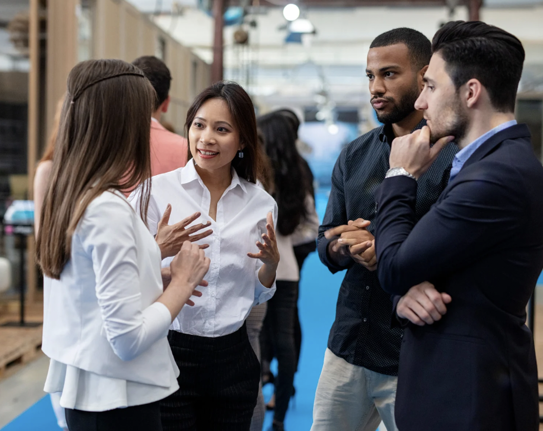 Cover Image for Mastering the Art of Professional Networking: 7 Key Tips to Build Strong Connections and Advance Your Career