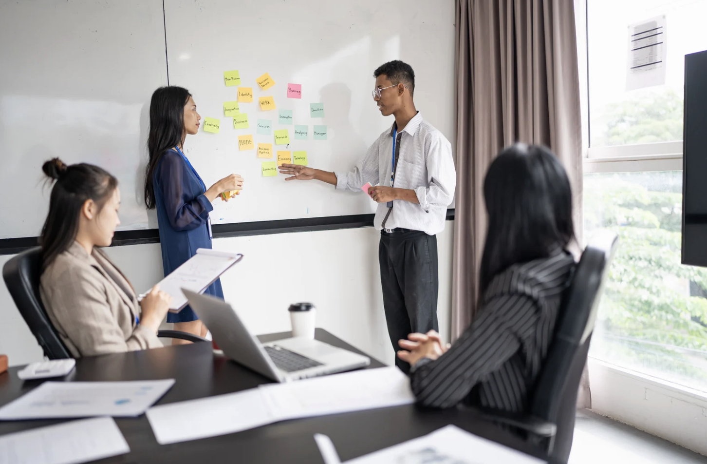 Cover Image for 10 Essential Tools to Boost Teamwork: Strengthening Collaboration in the Workplace