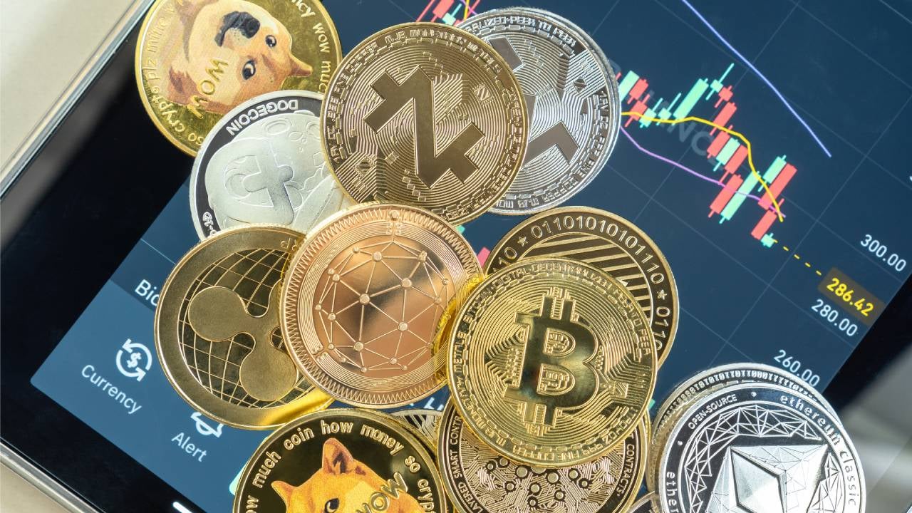 Cover Image for Raboo Rising: Top Three Cryptocurrencies to Buy Before Bitcoin’s Halving